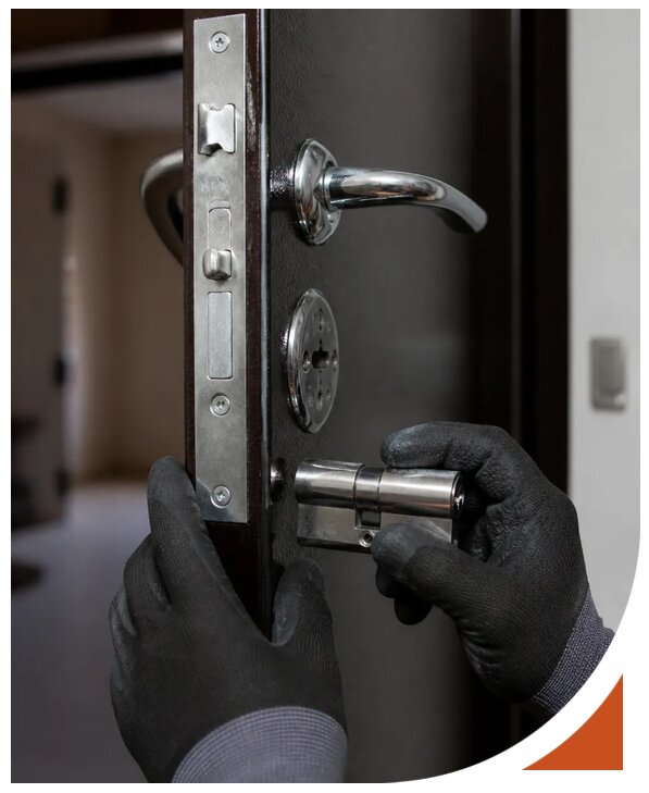 Замена замков Abloy срочно с гарантией и выездом в Саяногорске